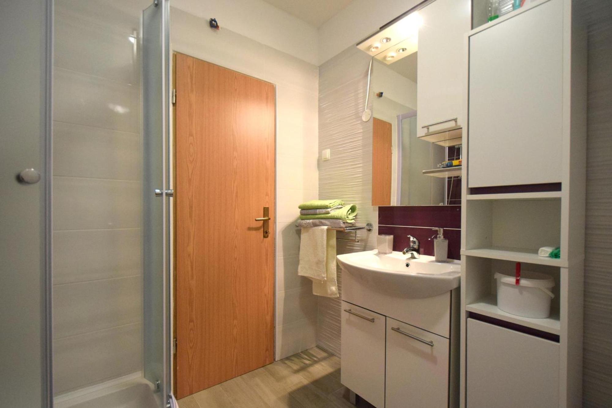 Apartments Cindric Малинська Екстер'єр фото