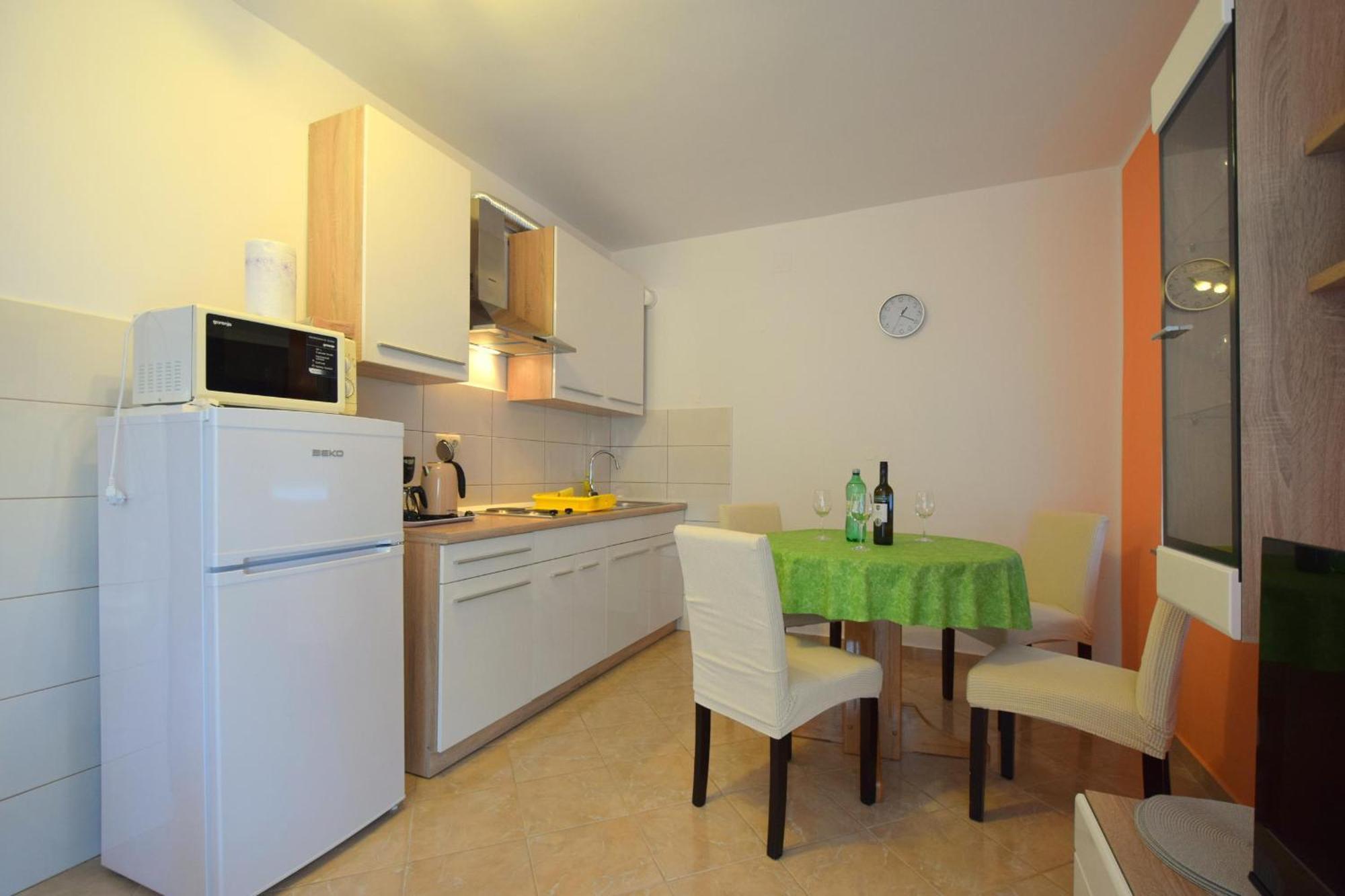 Apartments Cindric Малинська Екстер'єр фото